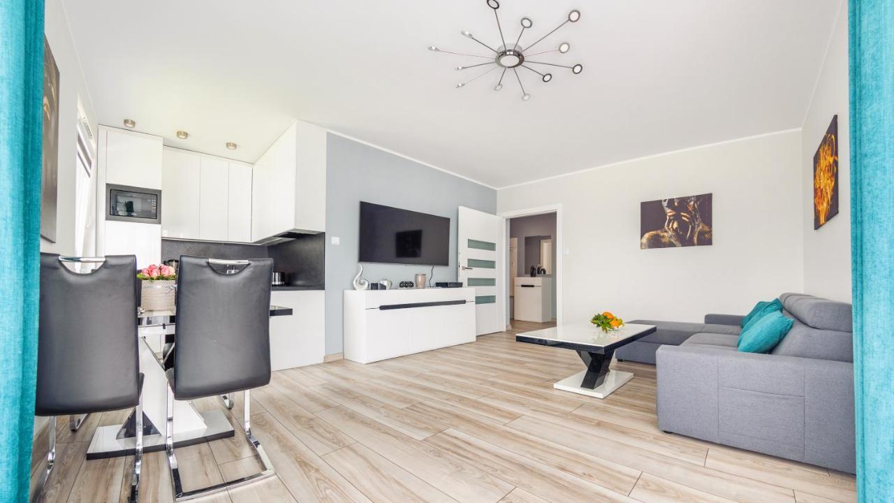 Prywatne Sun & Snow W Porta Mare Apartment *